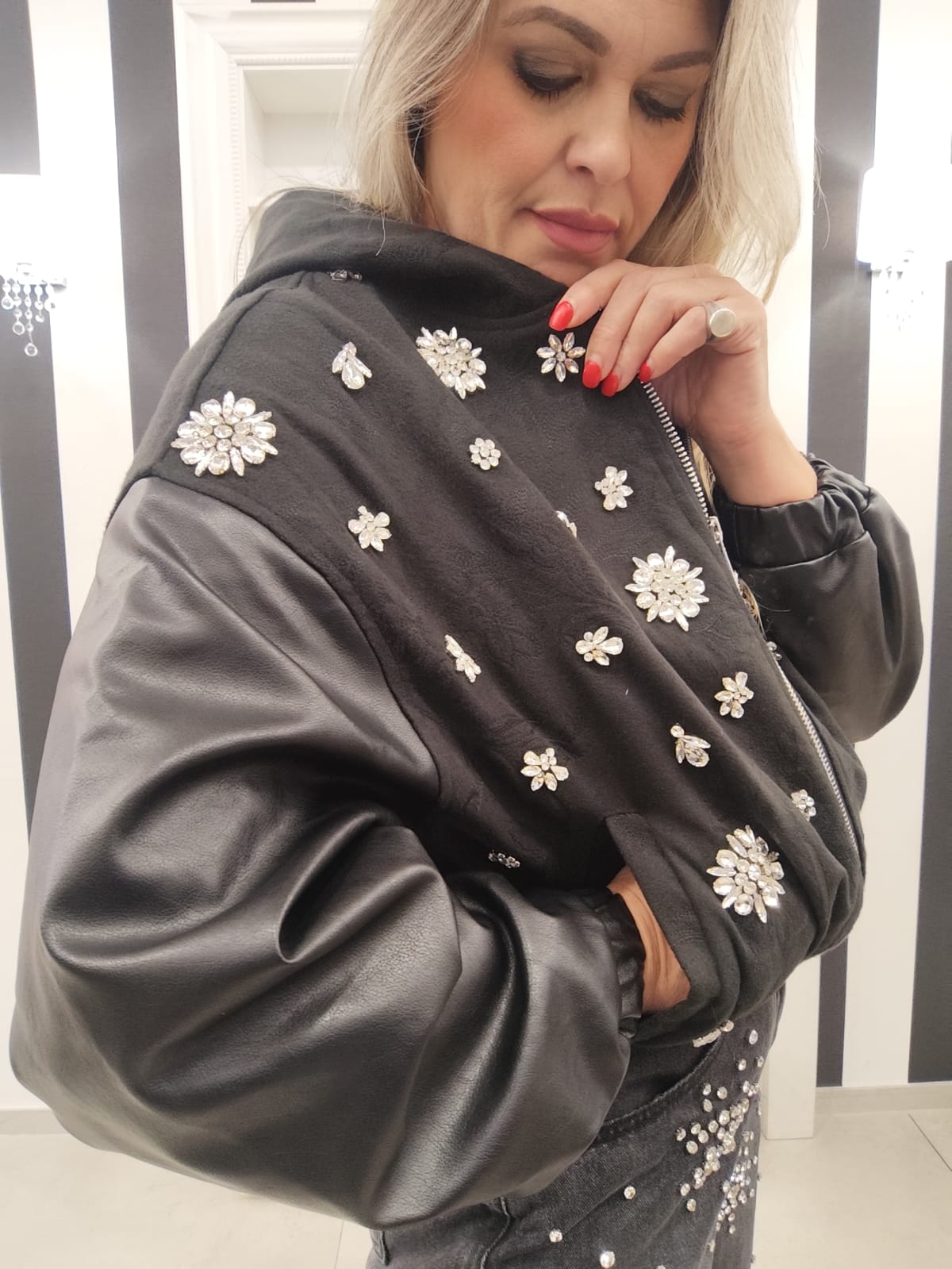 Bomber Tecla
